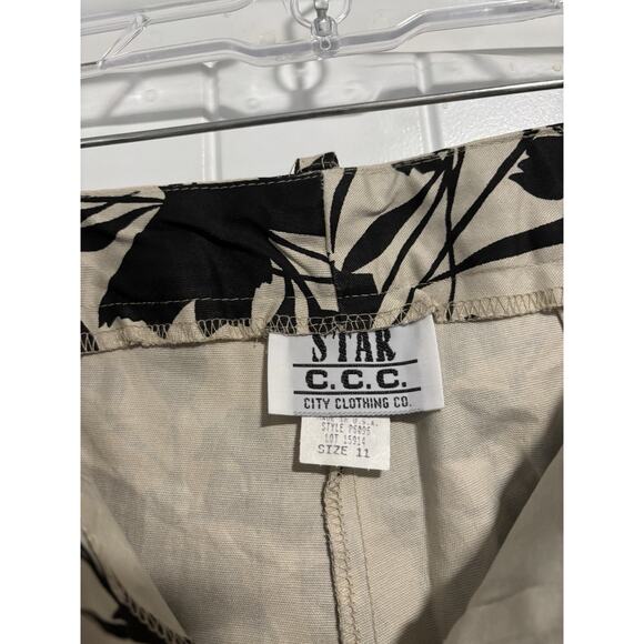 Star C.C.C Women's Black Floral Pants Front Zipper Size 11 - Picture 2 of 3